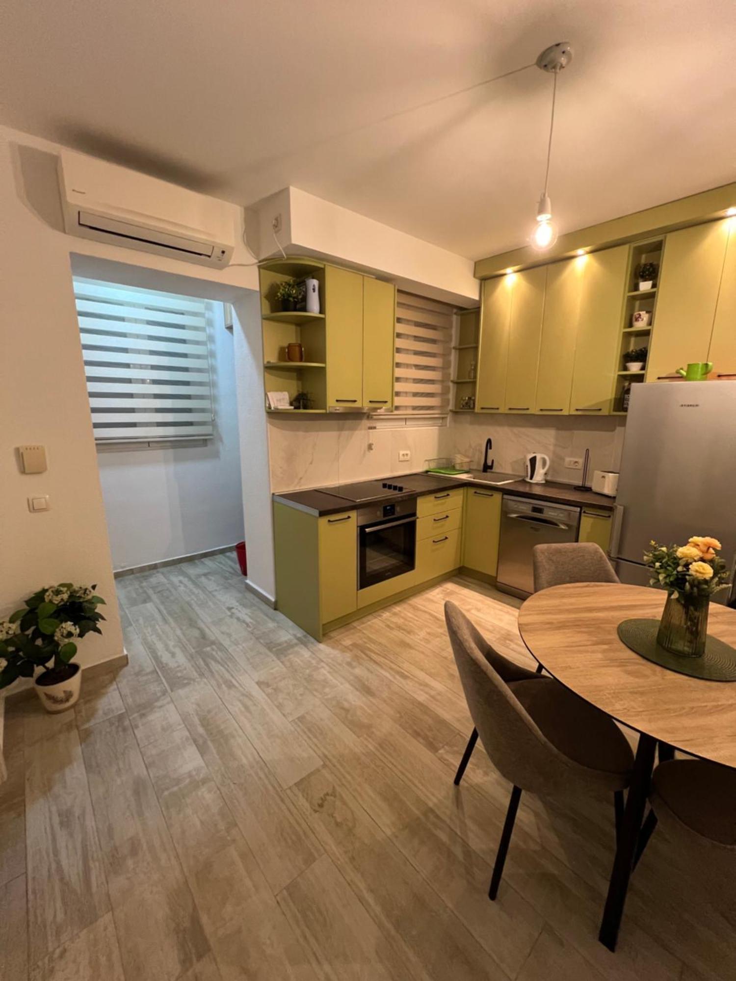 Апартаменти Apartman Nadja Котор Екстер'єр фото