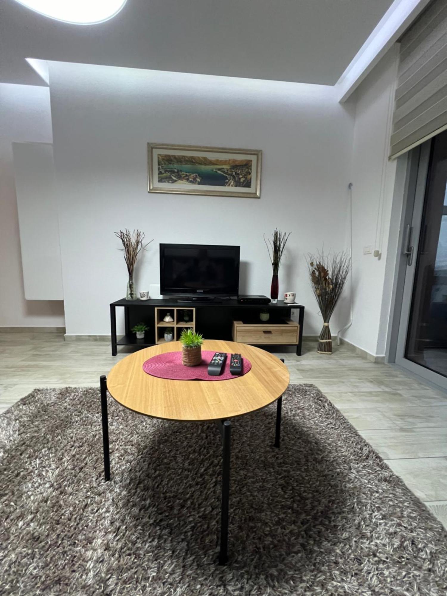 Апартаменти Apartman Nadja Котор Екстер'єр фото